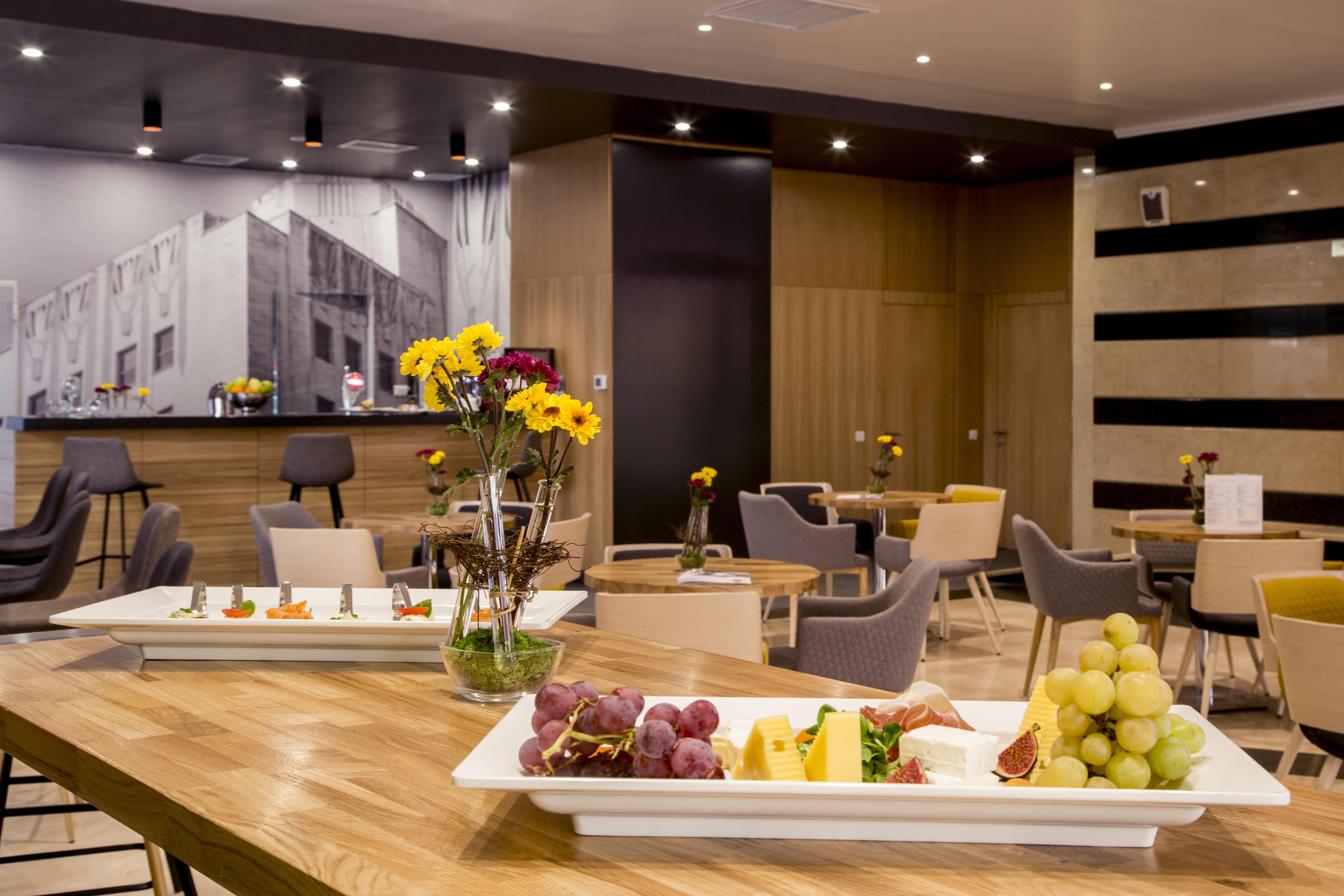 Mercure Bucharest Unirii Bagian luar foto
