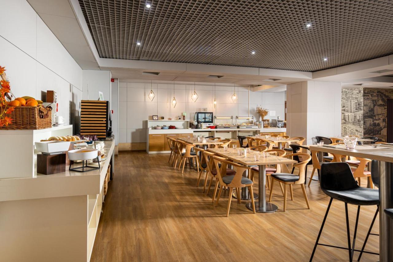 Mercure Bucharest Unirii Bagian luar foto